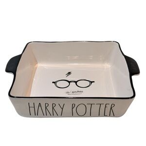 Harry Potter Wizarding‎ World Casserole Baking Dish by Rae Dunn Pottery